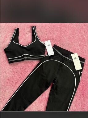 Alo yoga set black
